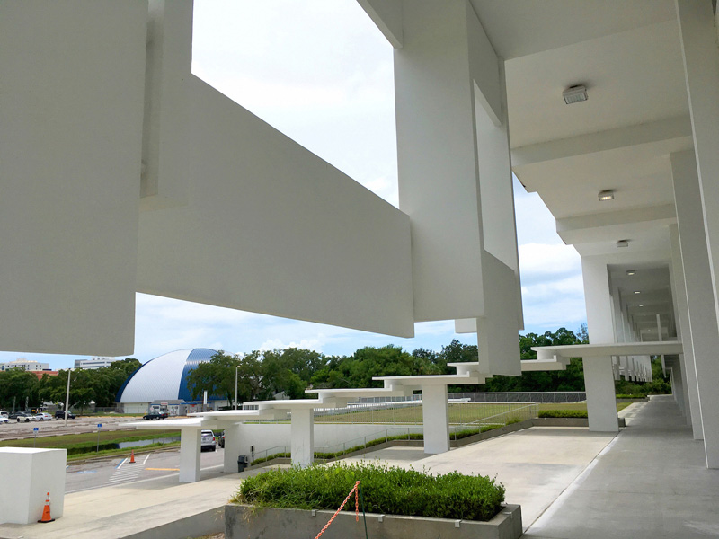 Wellington architect visits Sarasota High School 0682