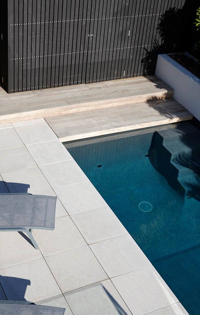 swimming pool designed by Herriot Melhuish ONeill Architects 
